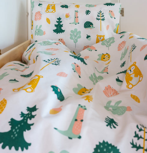 Käpymetsä Children's duvet cover, colorful