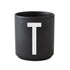 Porcelain letter mug, black
