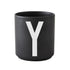 Porcelain letter mug, black